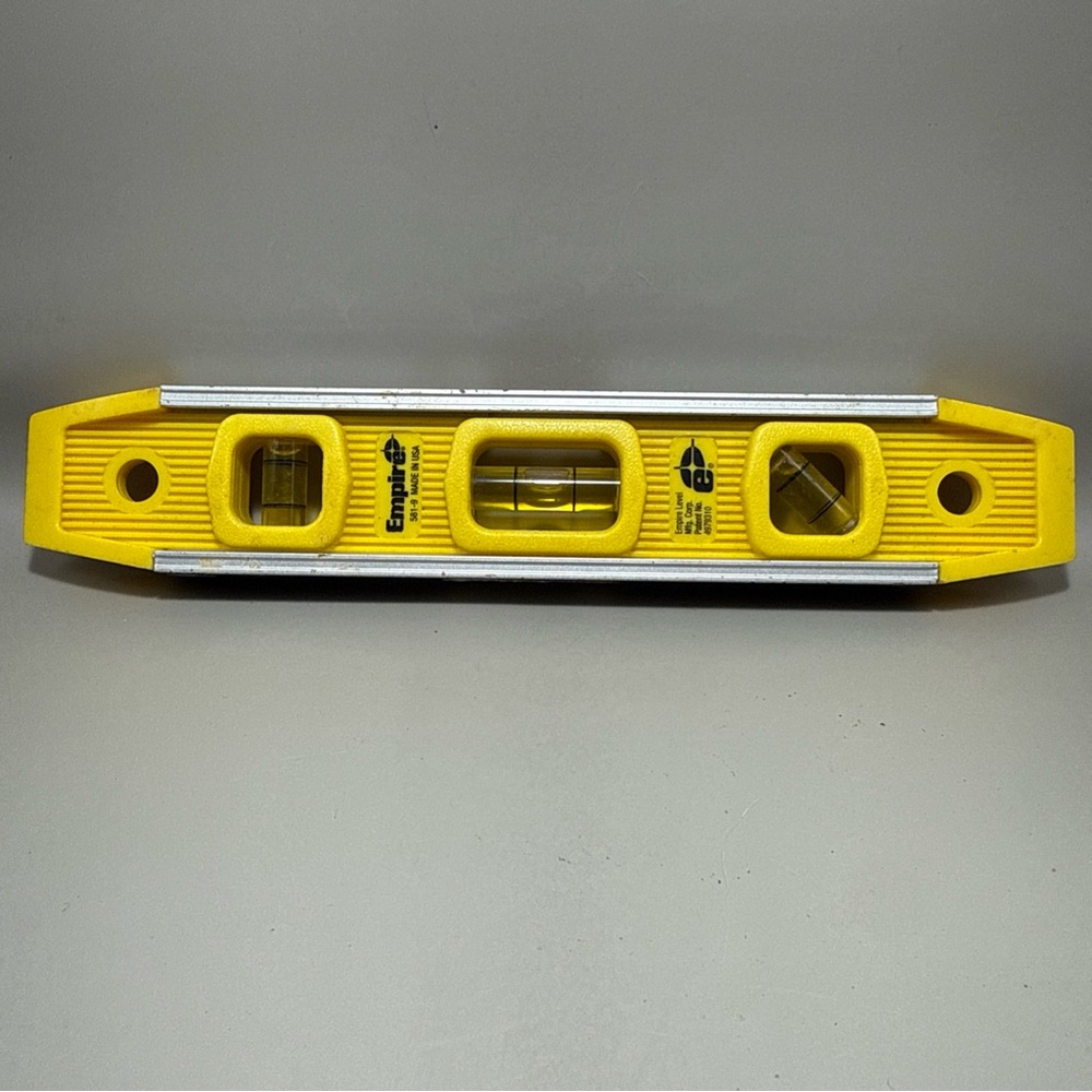Empire 581-9 Torpedo Level Magnetic  Yellow Measuring Tool 9” Long Made in USA